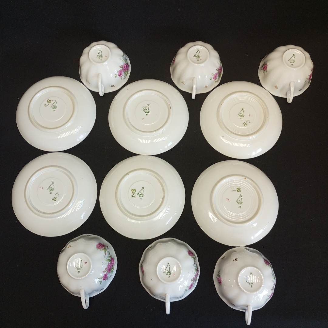 Часть чайного сервиза "Розы", на 6 персон, 14 предметов, Дулёво, тонкий фарфор СССР. Картинка 4